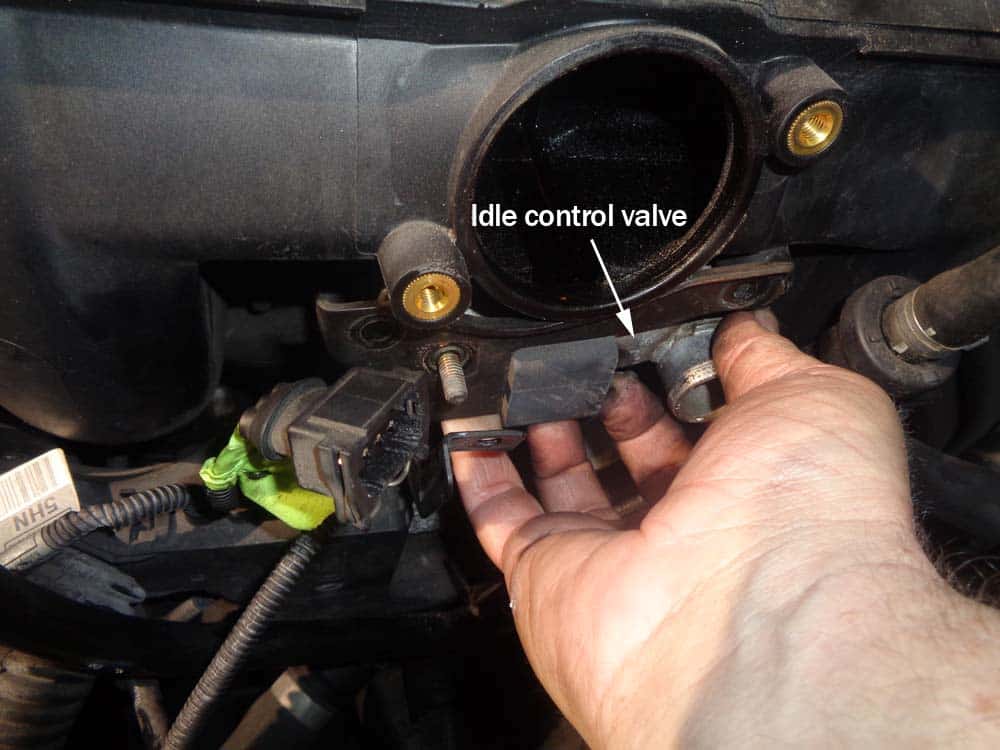 See C2910 repair manual
